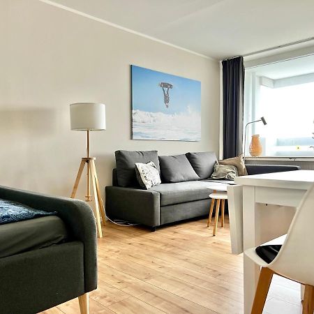 Weitblick Apartment Direkt Am Park Mit Kostenlosem Parkplatz ブレーマーハーフェン エクステリア 写真
