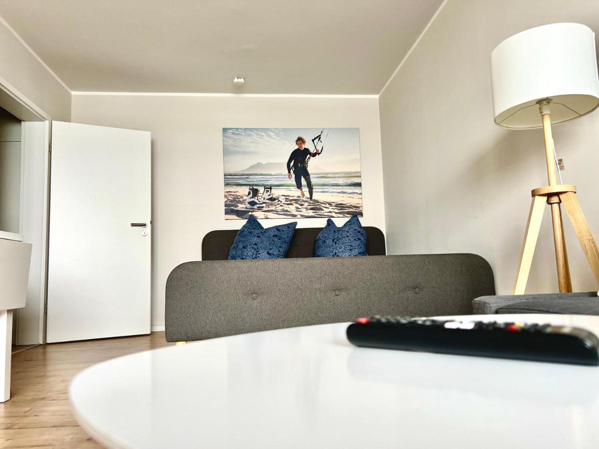 Weitblick Apartment Direkt Am Park Mit Kostenlosem Parkplatz ブレーマーハーフェン エクステリア 写真
