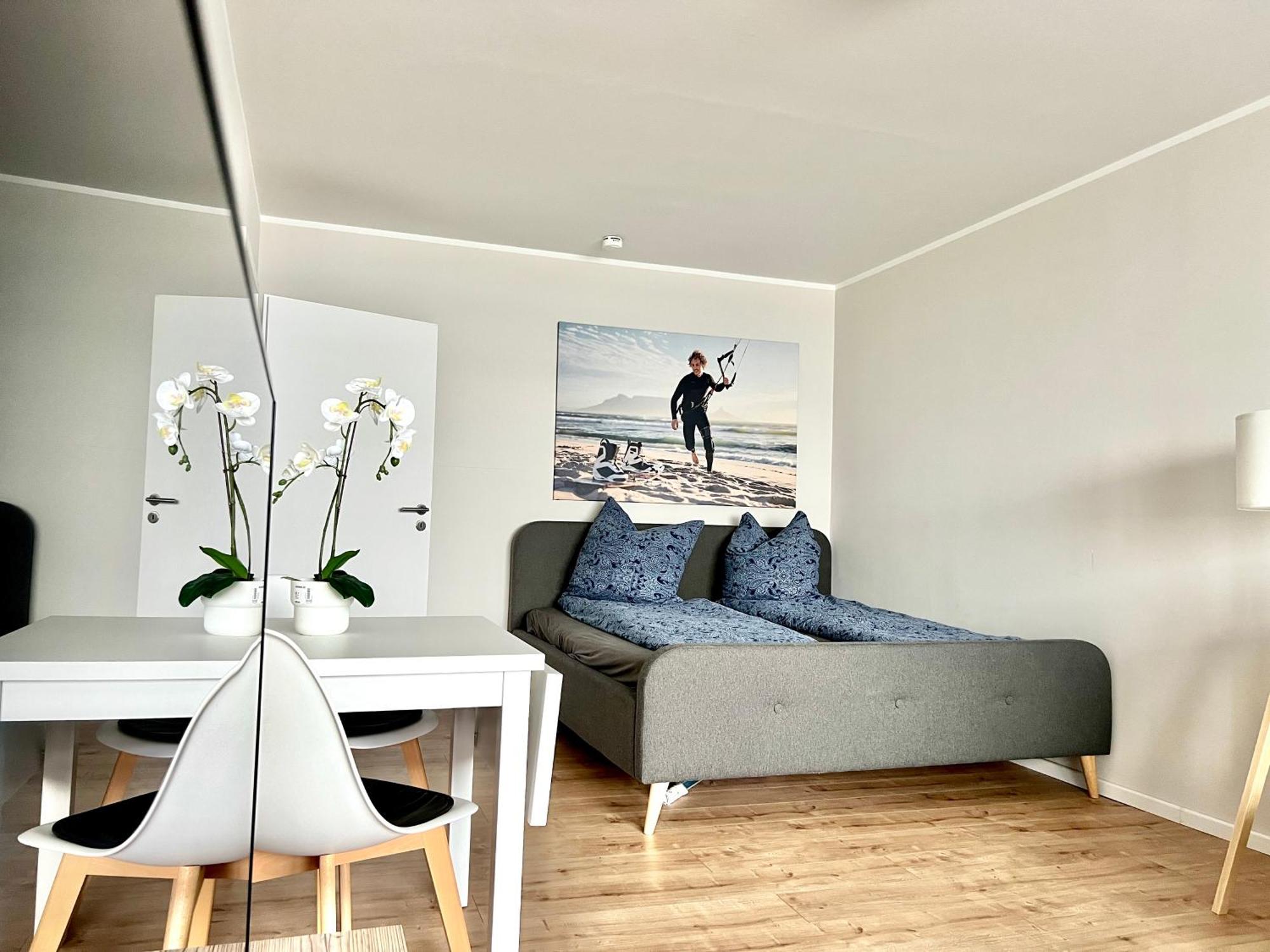 Weitblick Apartment Direkt Am Park Mit Kostenlosem Parkplatz ブレーマーハーフェン エクステリア 写真